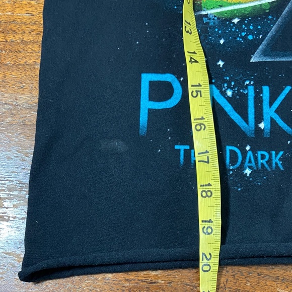 Pink Floyd Black cropped Tee T shirt prism the dark side of the moon Medium - Picture 9 of 9